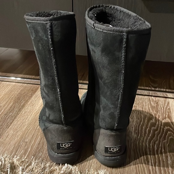 Black Tall Uggs size 8 - Picture 1 of 6